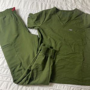 Figs scrubs set